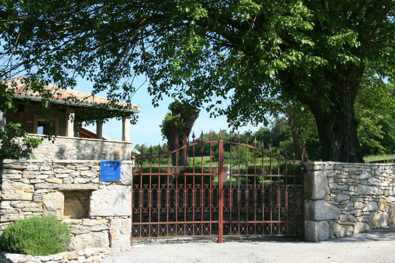 Villa Elena Buzet Eksteriør bilde